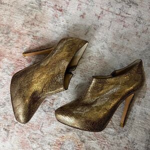 Pour La Victoire Gold Ankle Boots